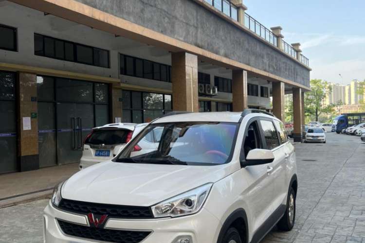 Used Wuling Hongguang S3 2019 1.5L Manual Comfort Model China VI Standard
