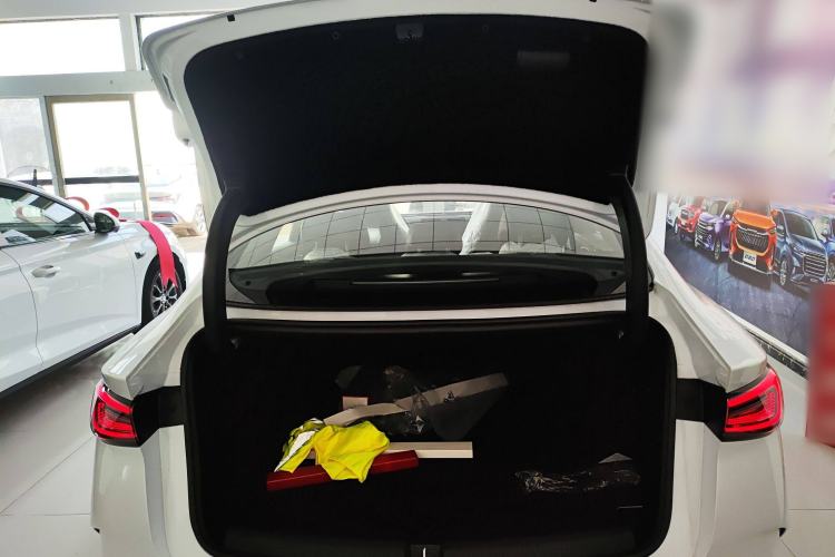 Used BYD Seal 06 New Energy 2025 DM-i Smart Drive 80KM Luxury Model
