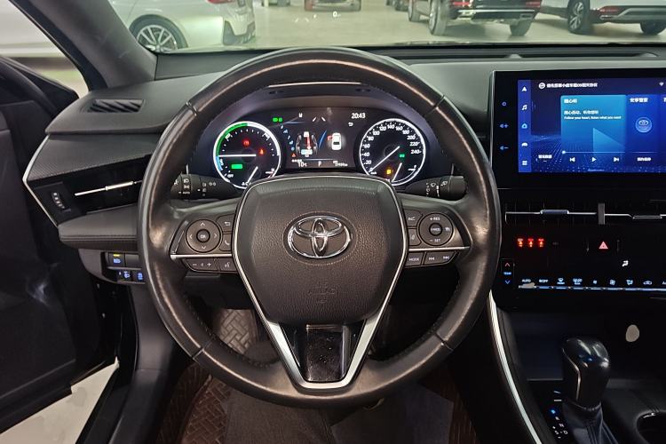 Used Toyota Avalon 2023 Dual-Engine 2.5L Luxury Edition