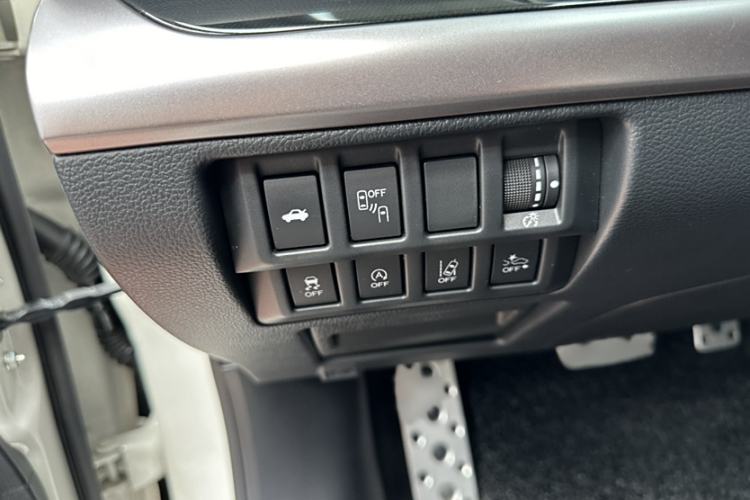 Used Subaru Legacy 2017 2.5i All-Wheel-Drive Prestige Edition EyeSight
