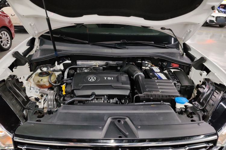 Used Volkswagen Tayron 2021 380TSI All-Wheel Drive R-Line Connected Version
