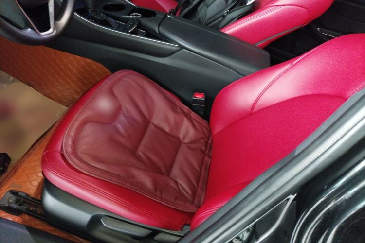 Used Toyota Avalon 2022 2.0L Ambition Edition
