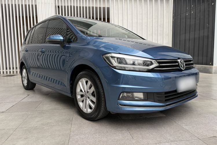 Used Volkswagen Touran 2016 Volkswagen Touran L 280TSI DSG Comfort Edition
