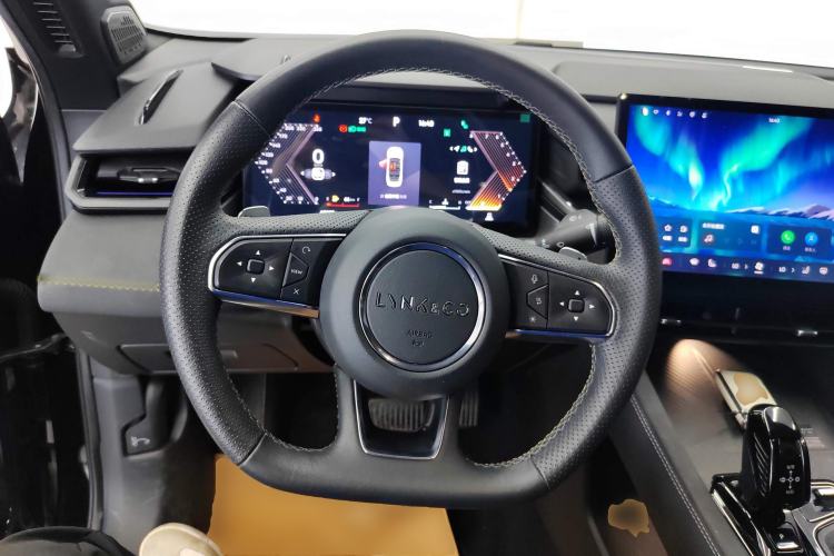 Used Lynk & Co 03 2023 1.5TD DCT JingPro
