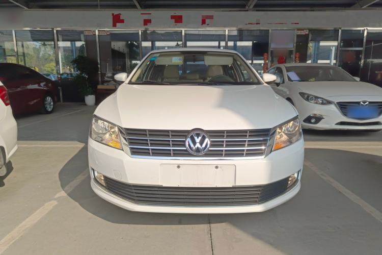 Used Volkswagen Lavida 2013 Restyled Classic 1.6L Manual Comfort Edition