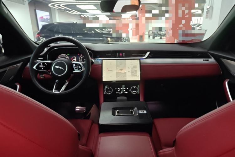 Used Jaguar F-PACE 2024 P250 R-Dynamic SE
