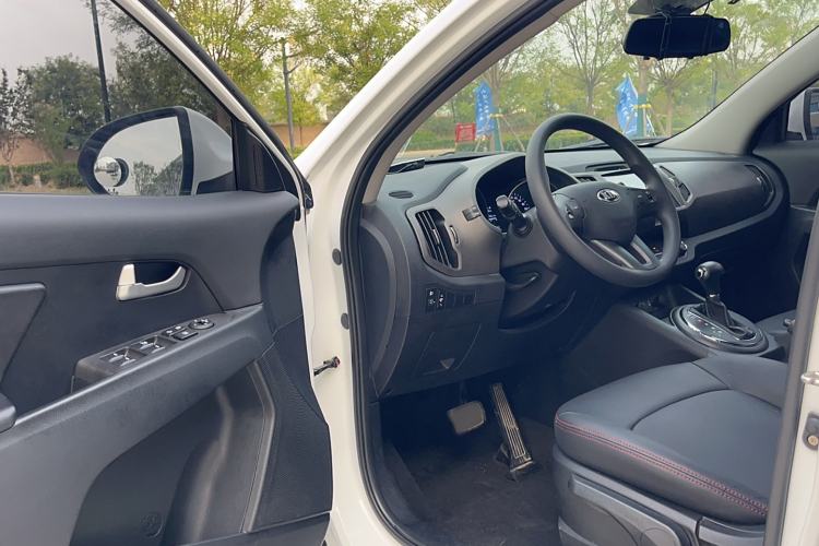 Used Kia Sportage R 2015 2.0L Automatic Two-Wheel Drive GL