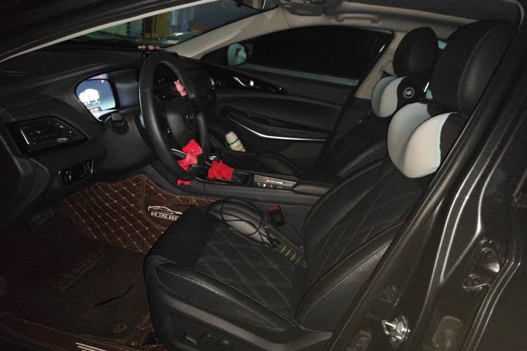 Used Changan Ruicheng CC 2022 Blue Whale Edition 1.5T DCT Prestige Model
