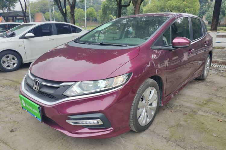 Used Honda Jade 2017 1.8L automatic Comfort version 5 seats