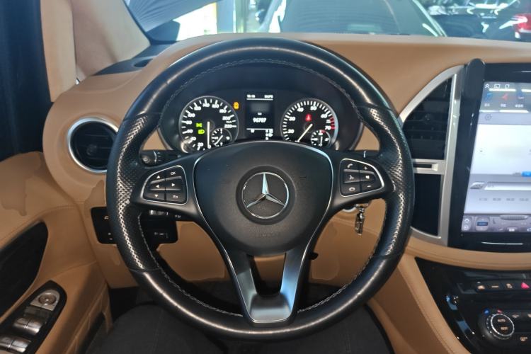 Used Mercedes-Benz Vito 2018 2.0T Business Version China VI Emission Standard
