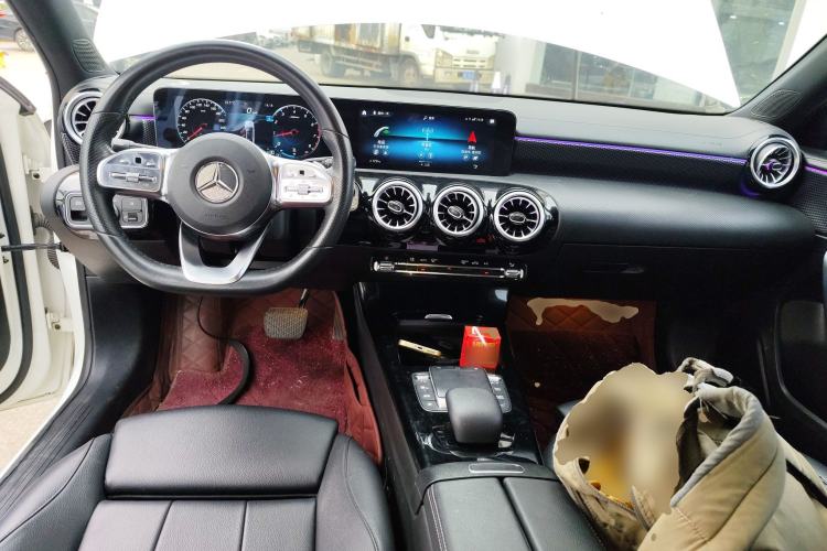 Used Mercedes-Benz A-Class 2022 Restyled A 200 L Sport Sedan Fashion Version