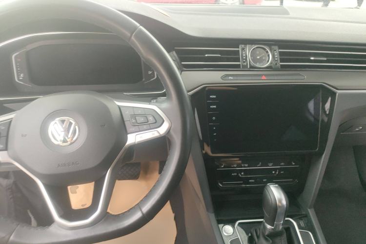 Used Volkswagen Magotan 2020 330TSI DSG Luxury Edition
