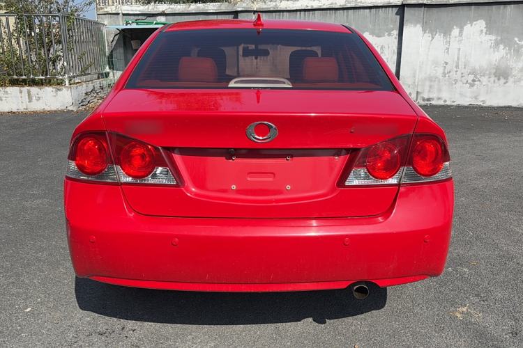 Used CIIMO CIIMO 2015 1.8L Automatic Luxury Edition