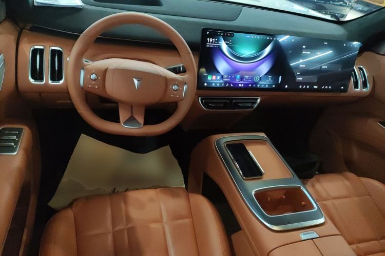 Used  S09 2025 Four-Wheel Drive Ultra+ Custom Edition
