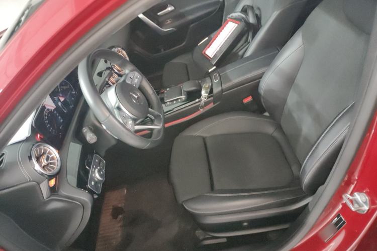 Used Mercedes-Benz A-Class 2021 A 200 L Sport Sedan Fashion Model
