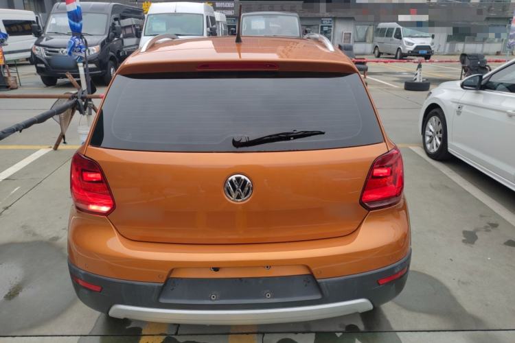 Used Volkswagen Polo 2016 1.6L Cross Polo Automatic