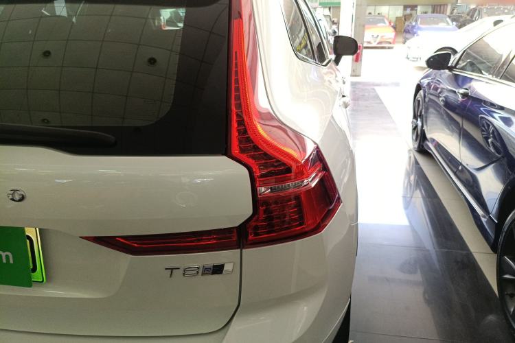 Used Volvo XC60 New Energy 2020 T8 eDrive Hybrid – Smart & Sporty Edition
