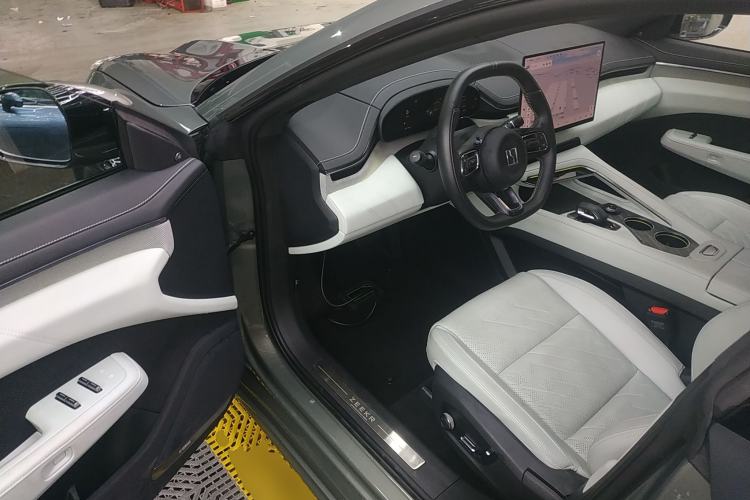 Used Zeekr 001 2024 WE Edition 100 kWh Rear-Drive