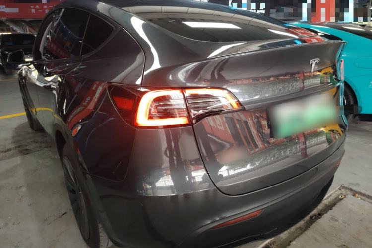 Used Tesla Model Y 2023 Rear-Wheel-Drive Version