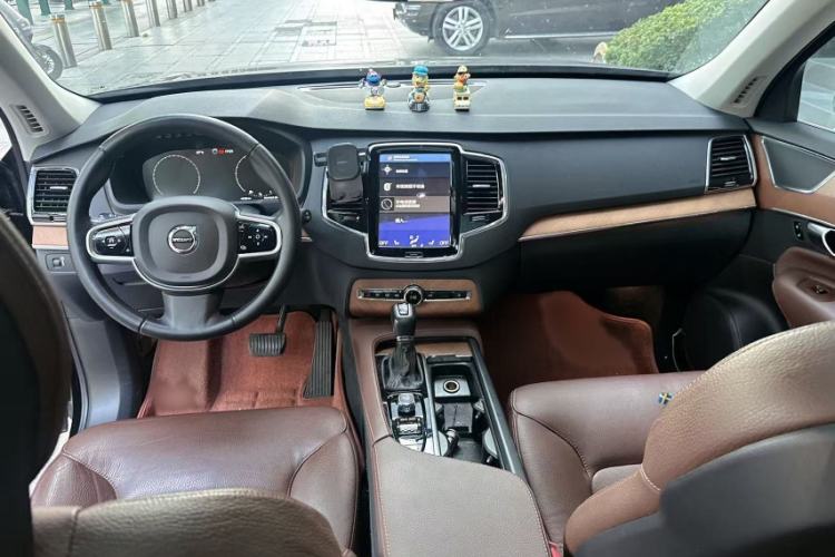 Used Volvo XC90 2019 T6 Zhiyi Edition 7-Seater China VI Standard