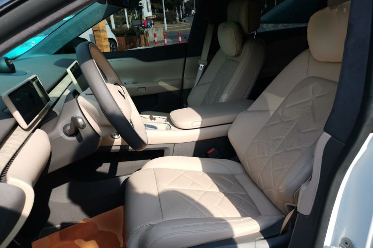 Used Nio ET7 2024 75 kWh Executive Edition
