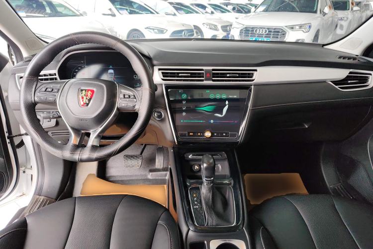 Used Roewe i5 2020 1.5L Automatic 4G Connect Luxury Flagship Edition
