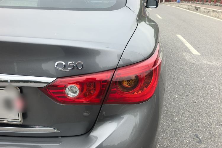 Used Infiniti Q50L 2015 2.0T Enjoyment Edition
