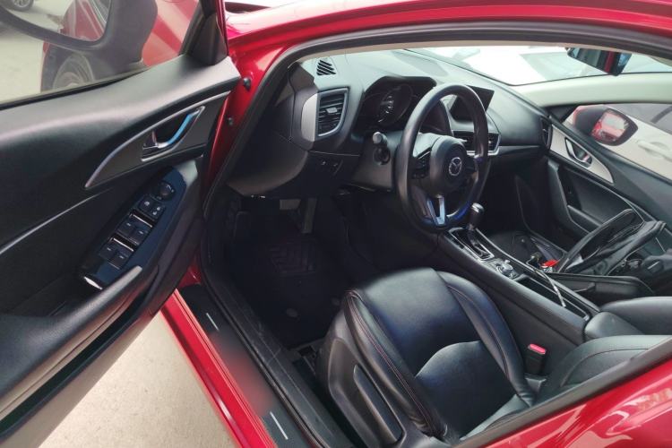 Used Mazda Mazda 3 Axela 2017 Sedan 1.5L Automatic Luxury Model Emission Standard China V
