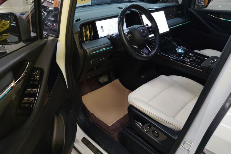 Used GAC Trumpchi M8 2023 Zongshi Series Dual-Motor Flagship Edition