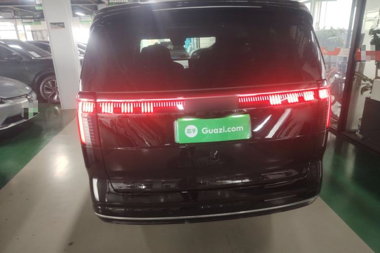 Used Zeekr 009 2022 WE Edition