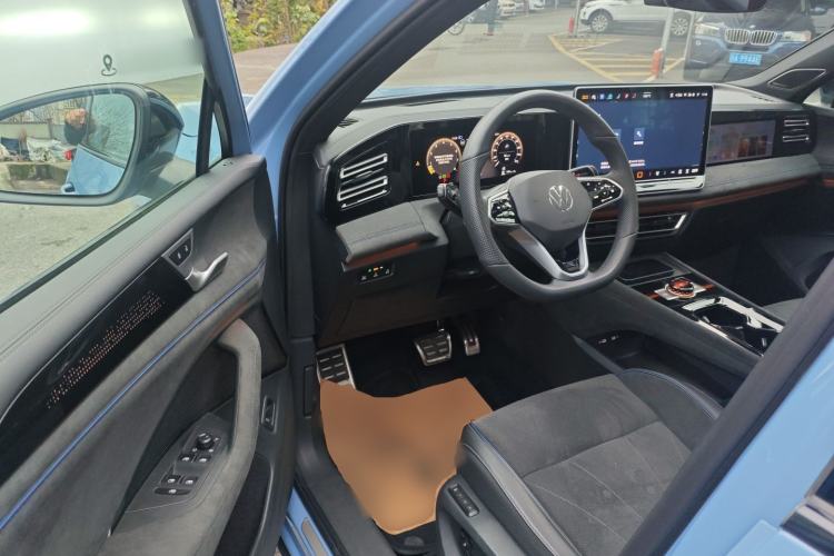 Used Volkswagen Tiguan L 2024 PRO 380TSI Four-Wheel Drive R-Line Prestige Edition
