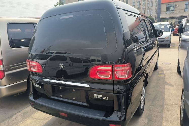 Used FORTHING Lingzhi 2024 M5L 1.5T Manual Base Model 7 Seats
