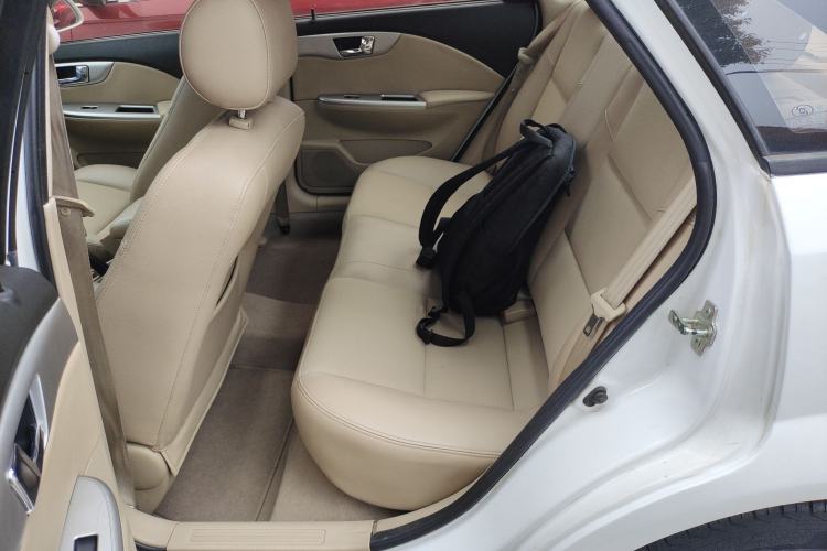 Used Buick Excelle 2013 1.5L Automatic Classic Model
