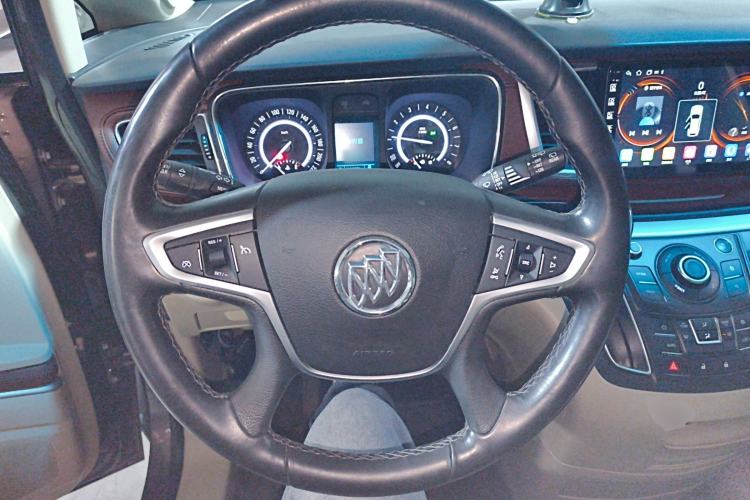 Used Buick GL8 2017 25S Luxury Version China V Standard