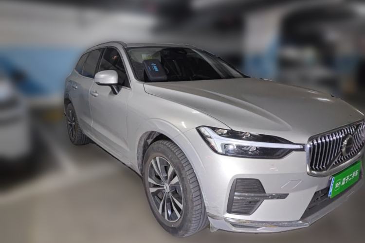 Used Volvo XC60 2023 B5 4x4 Smart Luxury Edition