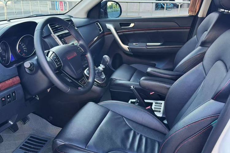 Used Haval H6 2013 Sports Edition 1.5T Manual Two-Wheel Drive Elite Model
