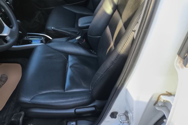 Used Honda Crider 2015 1.8L automatic comfort version
