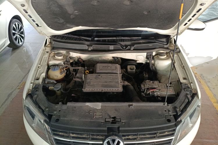 Used Volkswagen Lavida 2017 1.6L Automatic Comfort Edition
