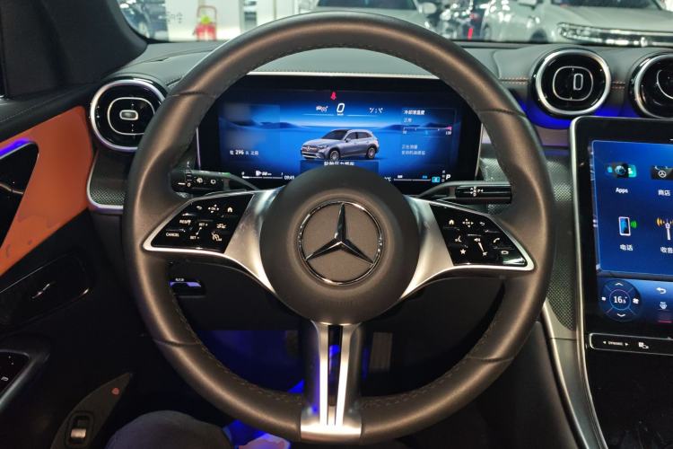 Used Mercedes-Benz GLC 2024 GLC 260 L 4MATIC Dynamic Edition 5-seater