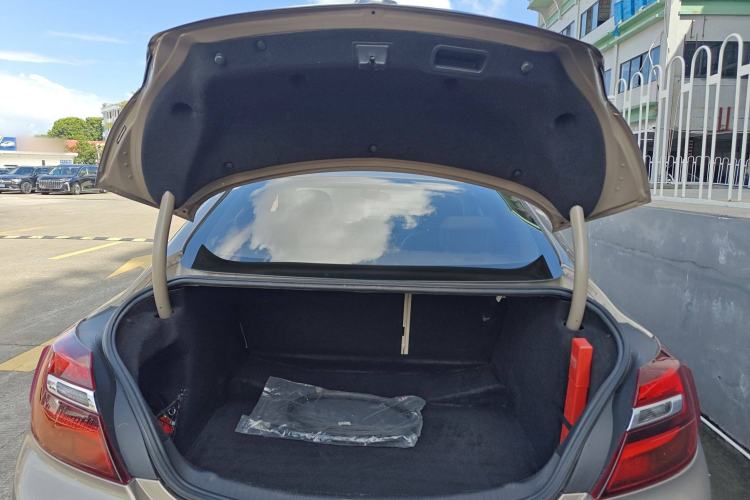 Used Buick Regal 2015 2.0L Leading Fashion Edition
