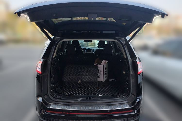 Used Ford Edge 2016 EcoBoost 330 V6 Four-Wheel Drive Sporty 7-Seater