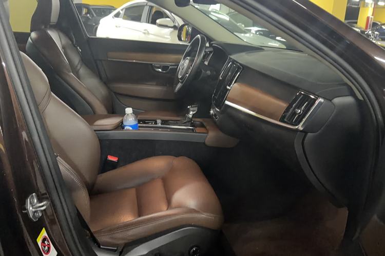 Used Volvo S90 2019 T5 Zhiyi Edition
