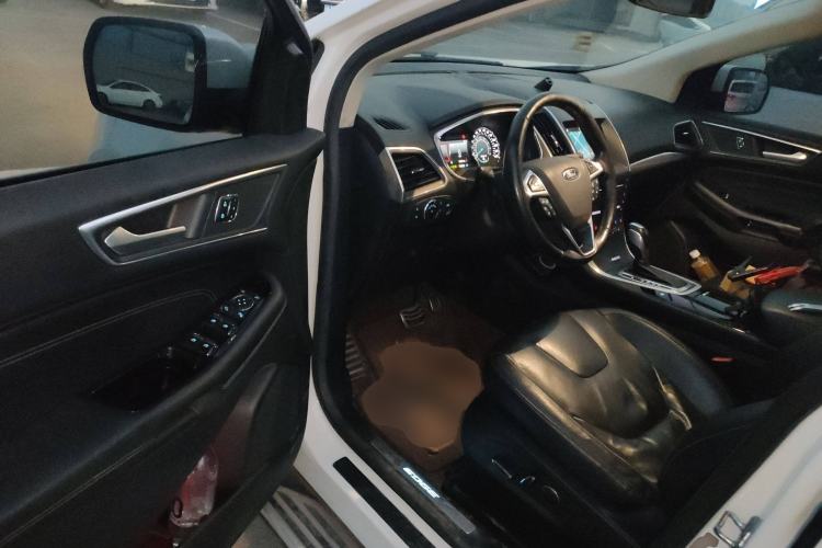 Used Ford Edge 2016 EcoBoost 245 Four-Wheel Drive Titanium 7-Seater
