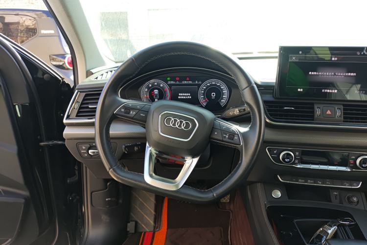 Used Audi Q5L 2022 40T Luxury Dynamic Model
