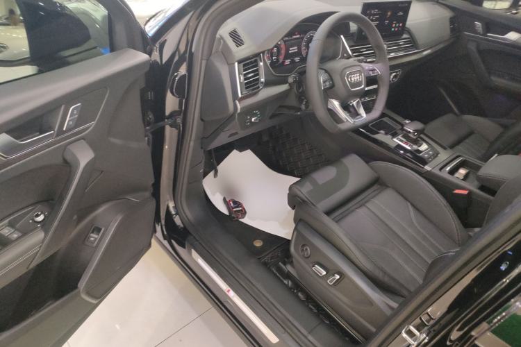 Used Audi Q5L 2023 40T Luxury Dynamic Model