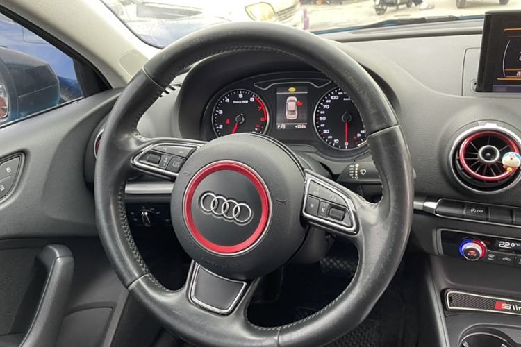 Used Audi A3 2015 Limousine 40 TFSI Automatic Comfort Model
