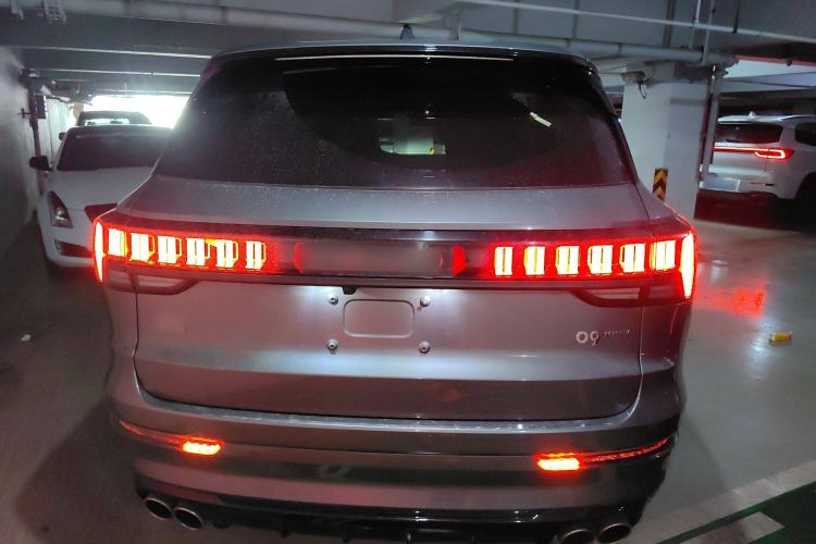 Used Lynk & Co 09 2021 2.0T Halo Six-Seater
