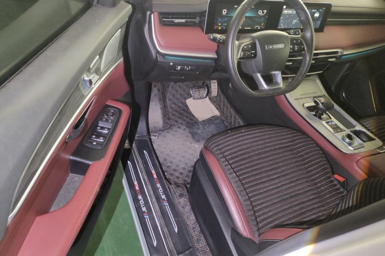 Used JETOUR X70 PLUS 2023 1.5T DCT Brave PLUS 5-Seater