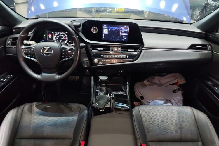 Used Lexus ES 2021 260 Excellence Edition