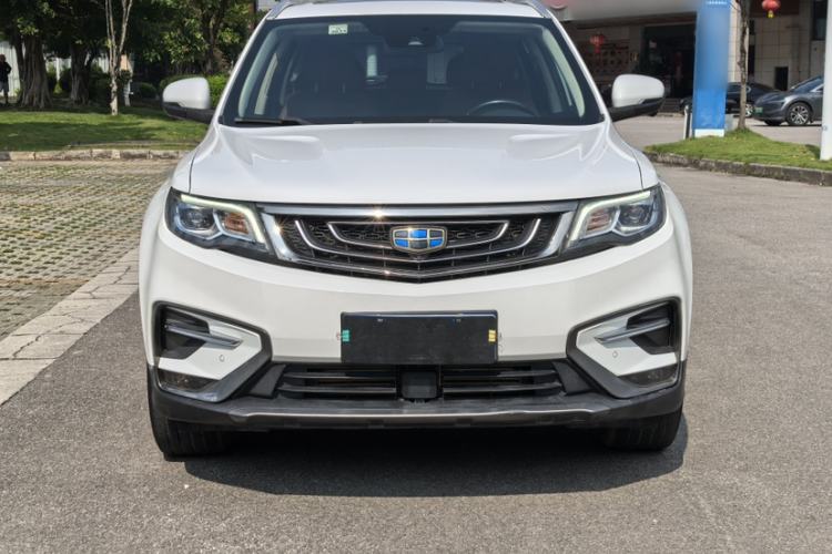 Used Geely Auto Emgrand X7 Sport 2018 1.8TD Automatic Two-Wheel Drive ZhiZun Model with 4G Connectivity